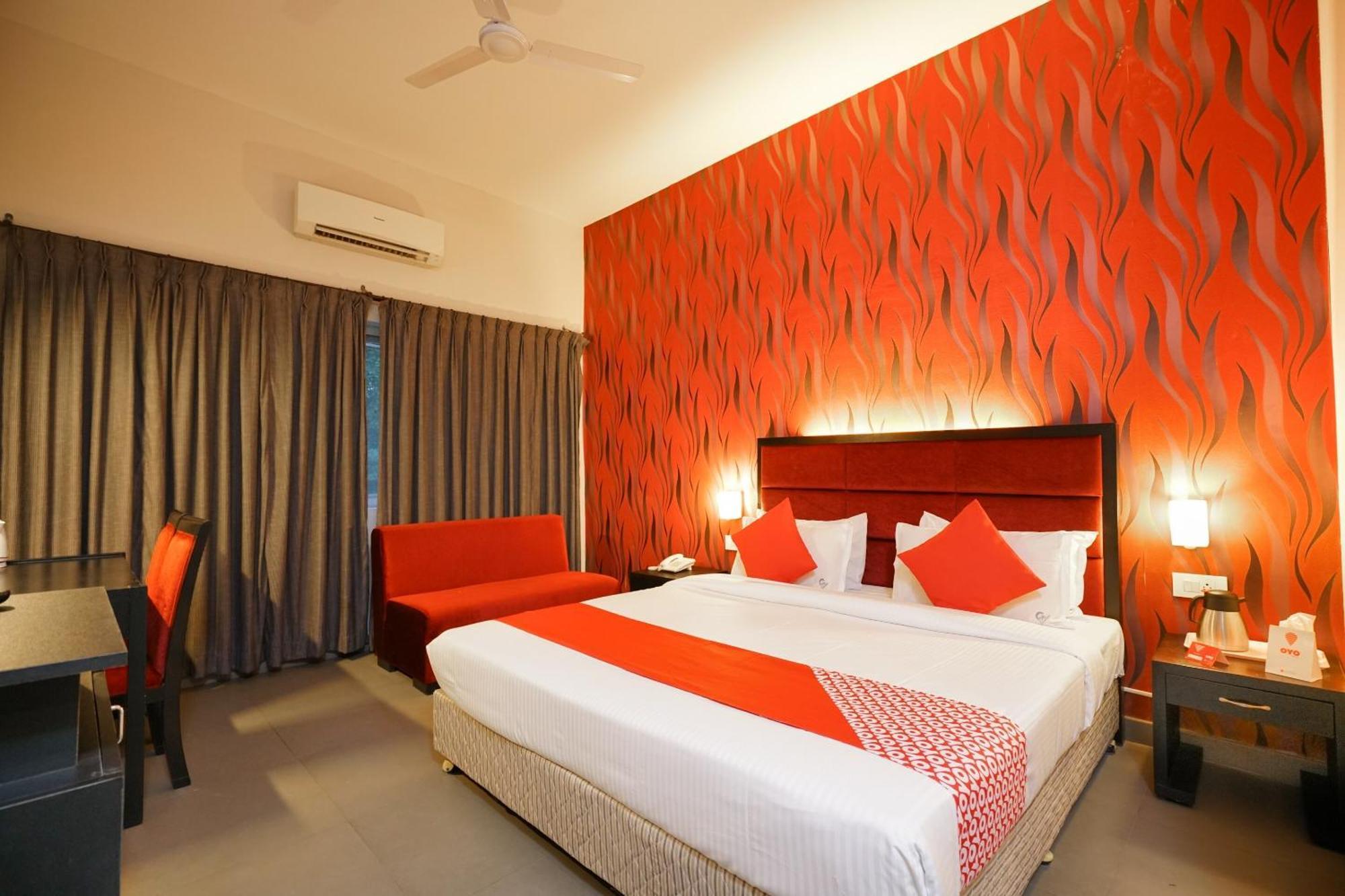 Super Townhouse Mookkannoor Tourist Home Angamali Exterior foto